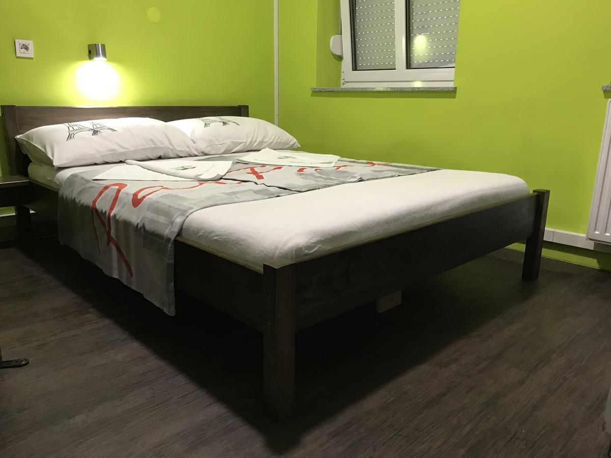 Hostel Paris 萨格勒布 外观 照片
